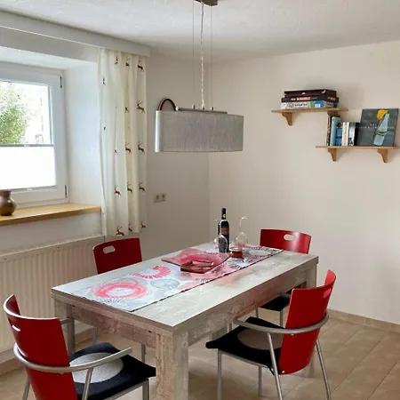 Appartement Modern Gemuetlich By Interhome