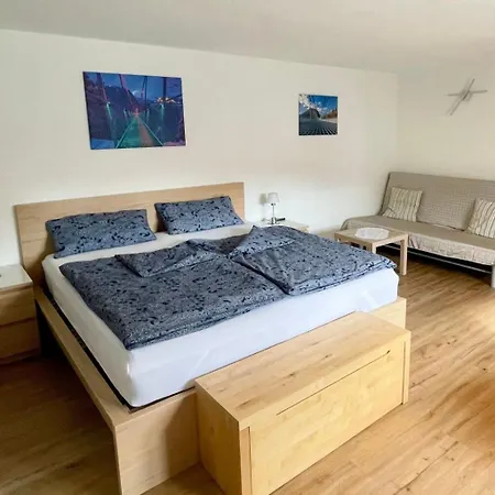 Apartman Modern Gemuetlich By Interhome